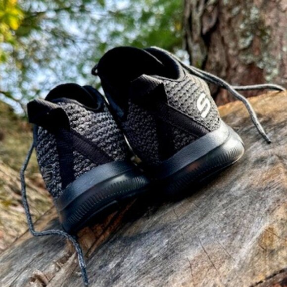 ON SALE Men's Skechers Dress Shoe/Sneaker sz 11 - Picture 3 of 6